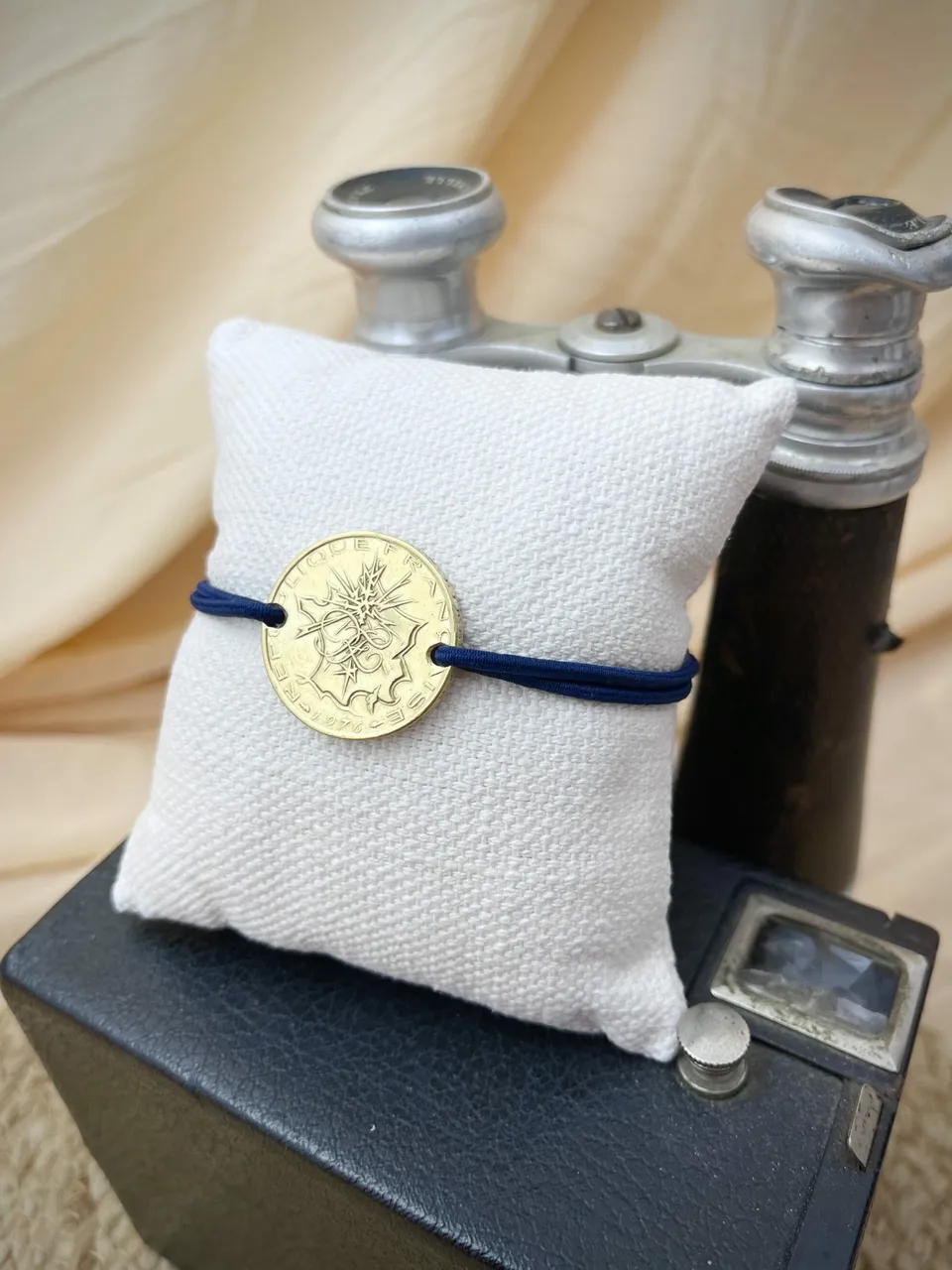 Le P’tit Franc 10 Francs Mathieu bracelet cordon
