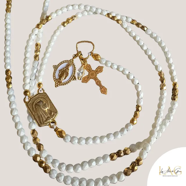 Les Ailes de Gloria Misericorde collier sautoir chapelet