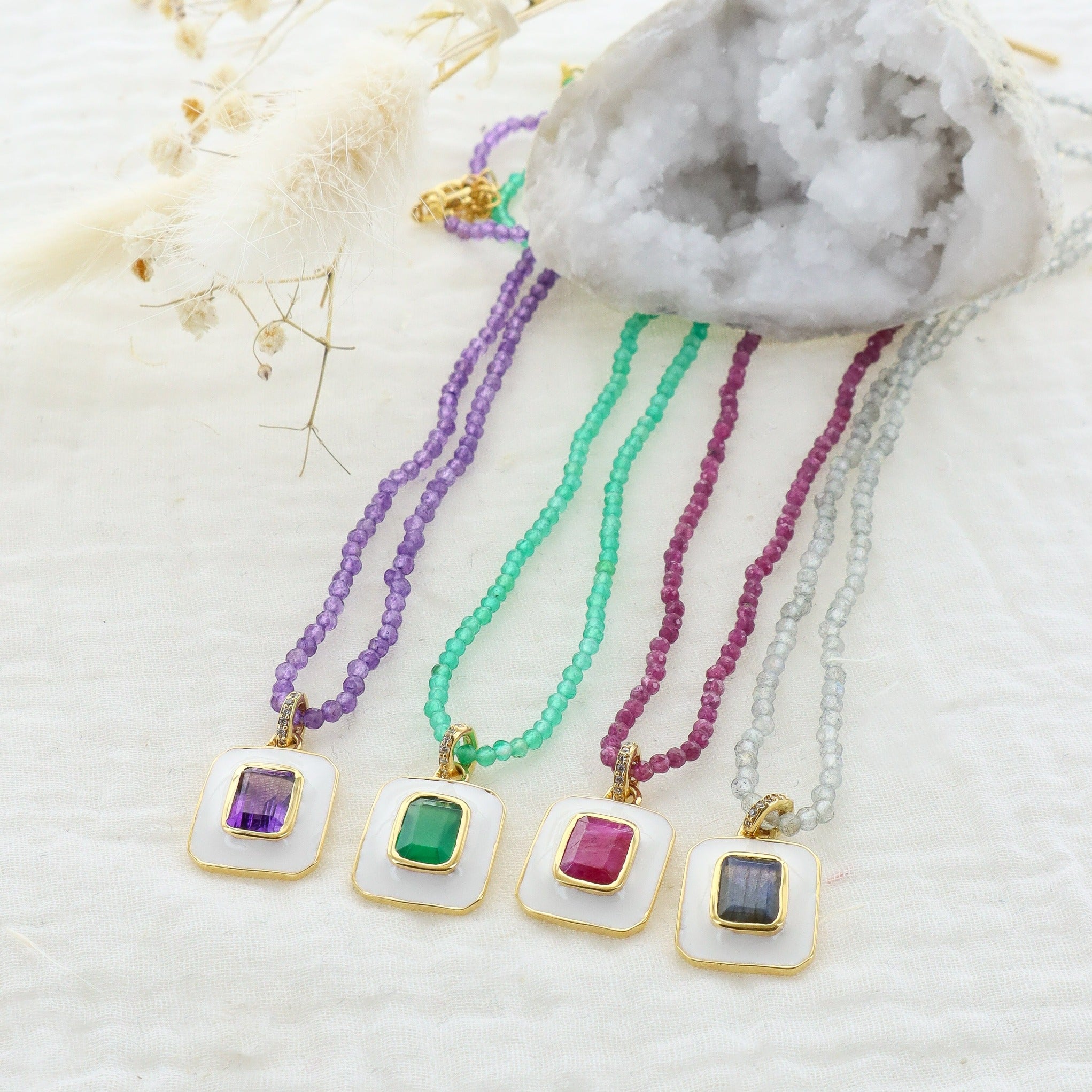 Leticia Ponti Laura collier améthyste pendentif émaillé 40 cm
