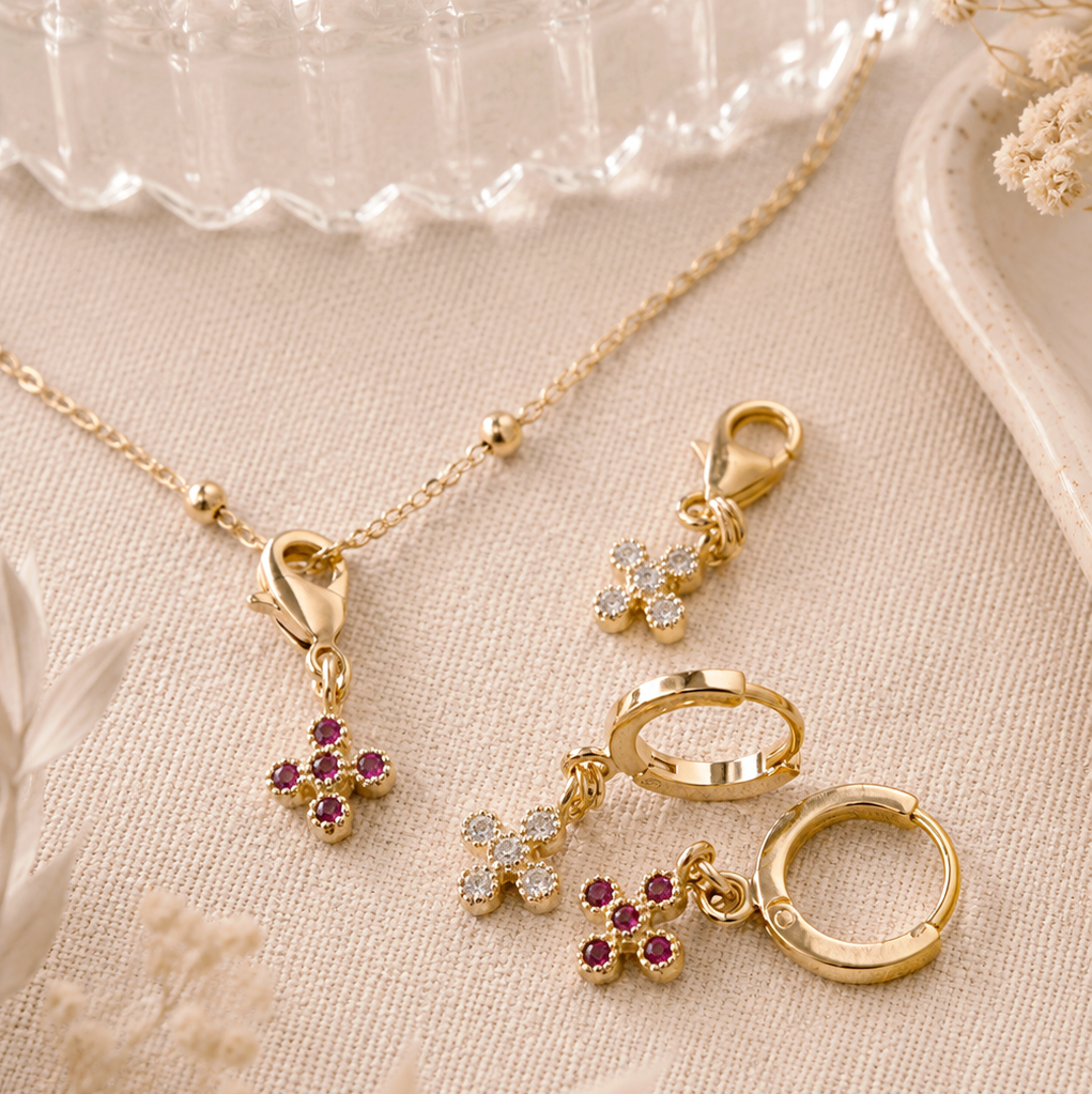 Ô PLUM Breloques et Chaînes Fleur zircon breloque plaqué or