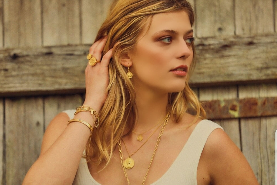 Leticia Ponti Gayane Boucles d'oreilles plaqué or spinelle