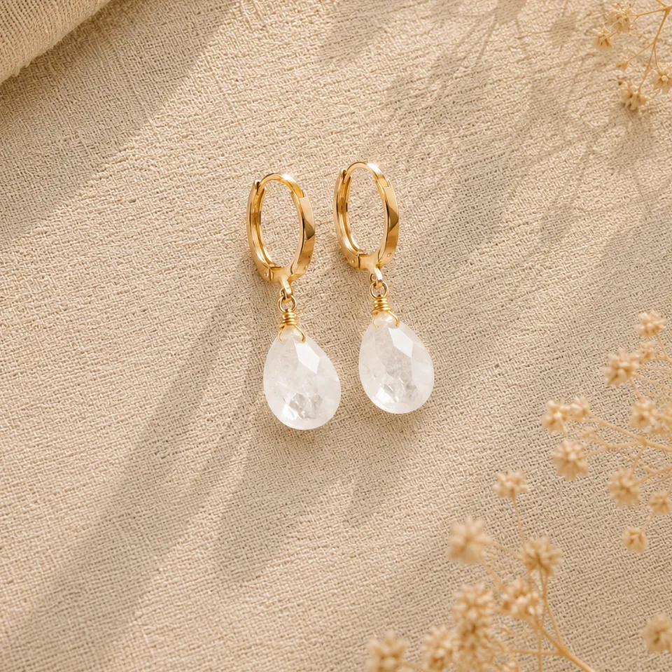 Ô PLUM Amy boucles d’oreilles pierre de lune plaqué or