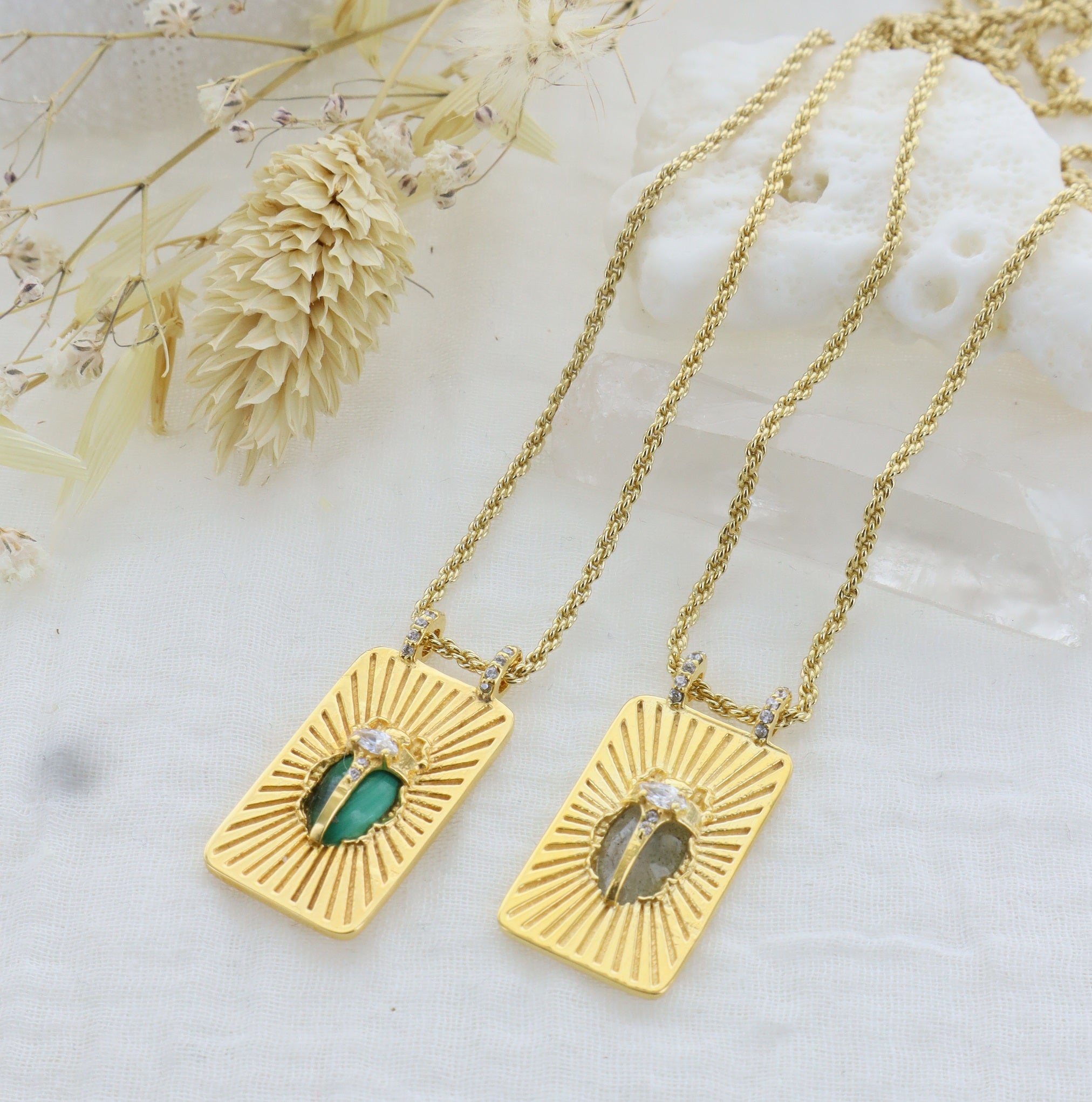 Leticia Ponti Scarabée porte bonheur collier malachite 40 cm