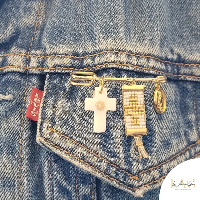 Les Ailes de Gloria broche Croix Nacre White blanche