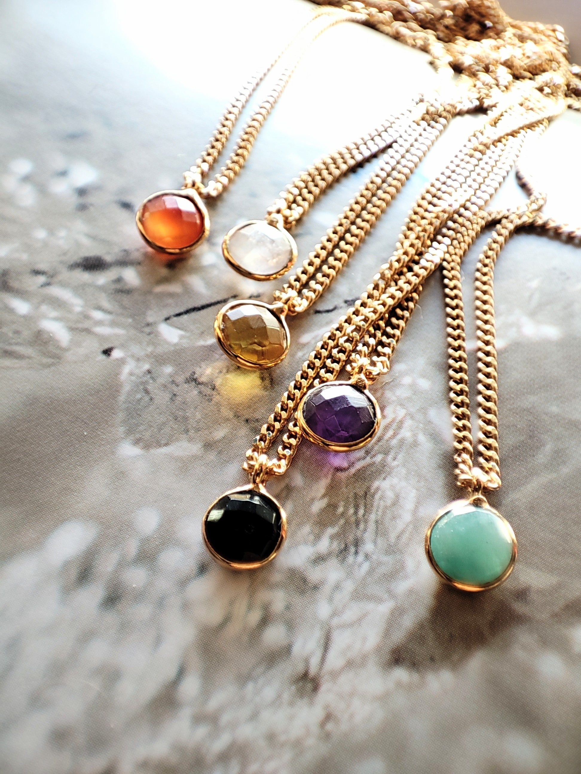 Ô PLUM Léonie Quartz Rose collier plaqué or 39/42 cm