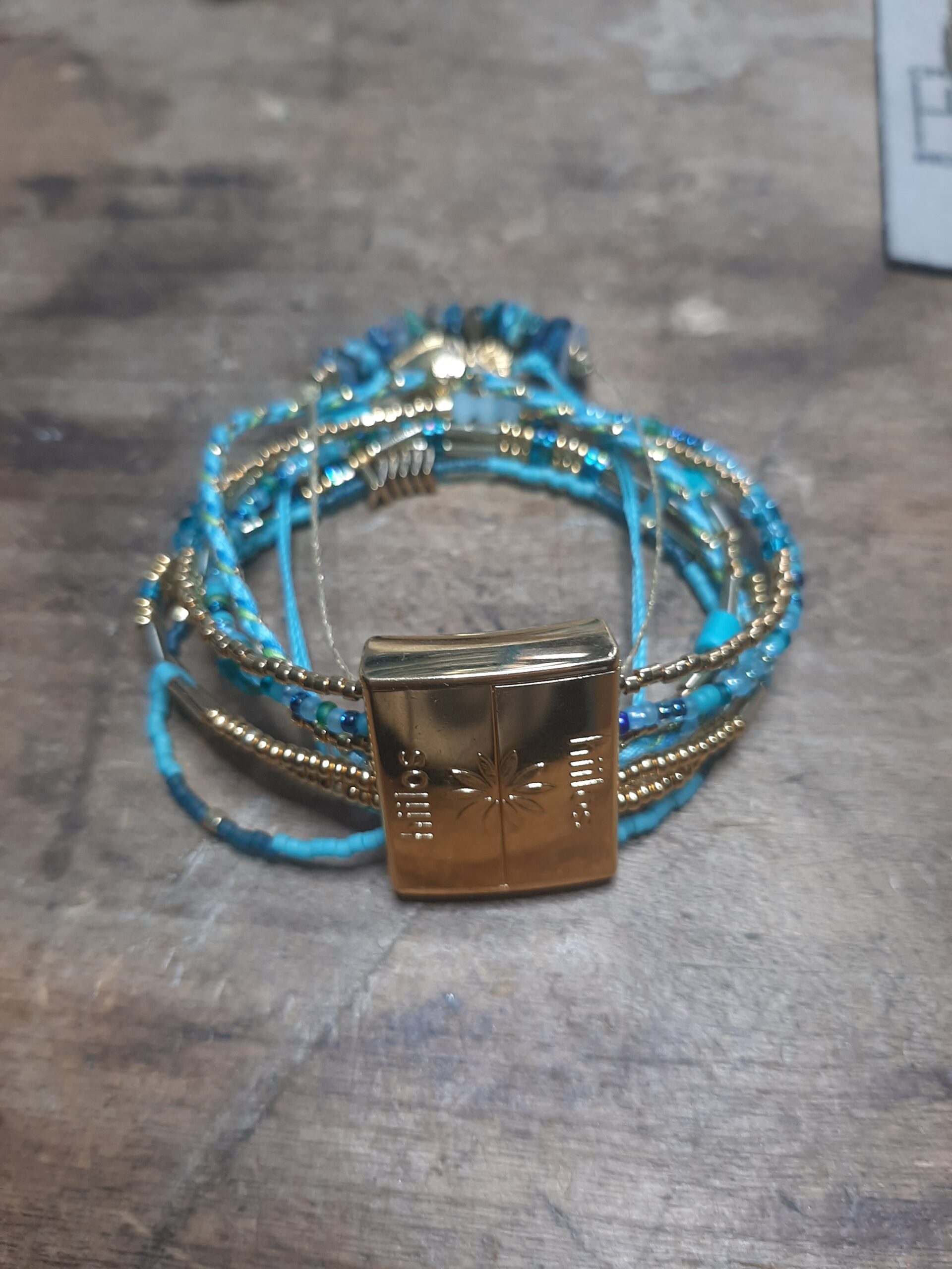 Les Ailes de Gloria Manchette Tulum bracelet rigide doré