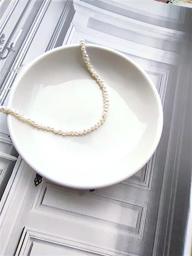 Ô Plum Aliette collier perles plaqué or 42 cm