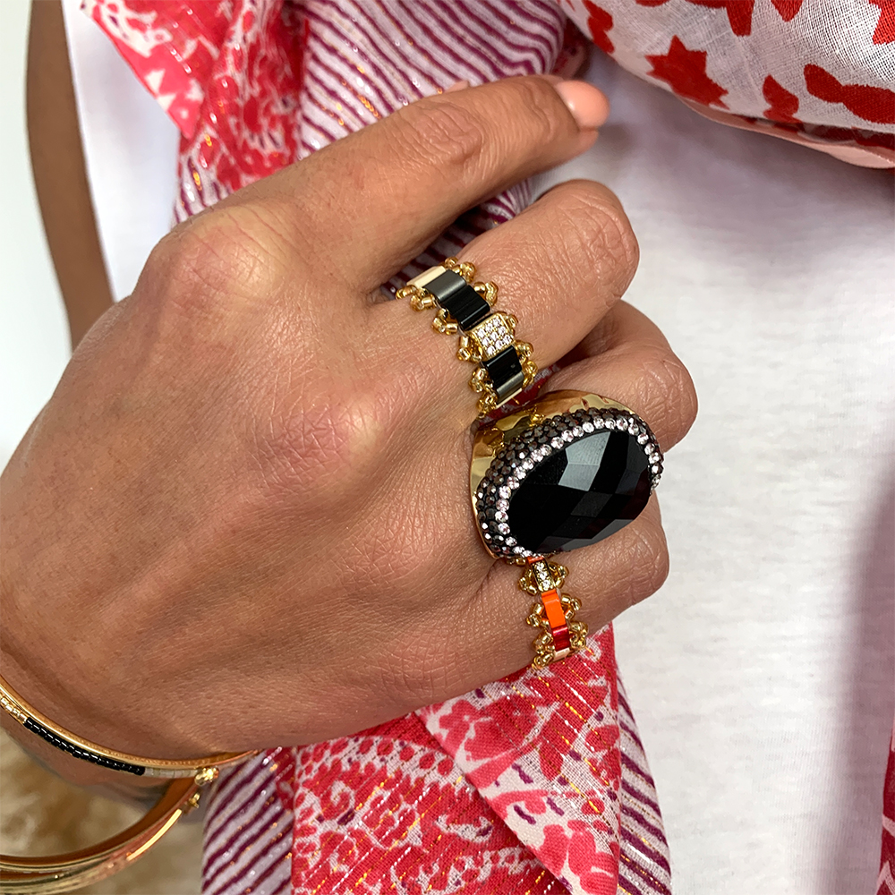 Hypnochic Bagues Bague Dorée Strass bague onyx pierre noire
