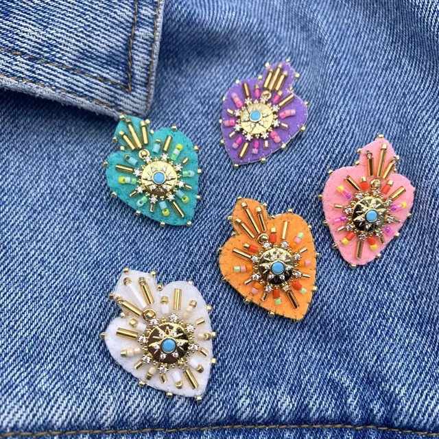 HYPNOCHIC Accessoires Julia broche perles feutrine