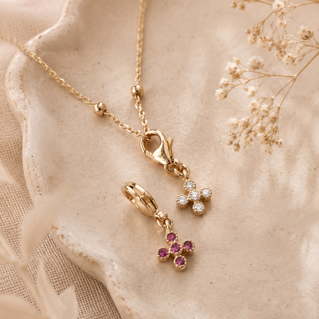 Ô PLUM Breloques et Chaînes Fleur zircon breloque plaqué or