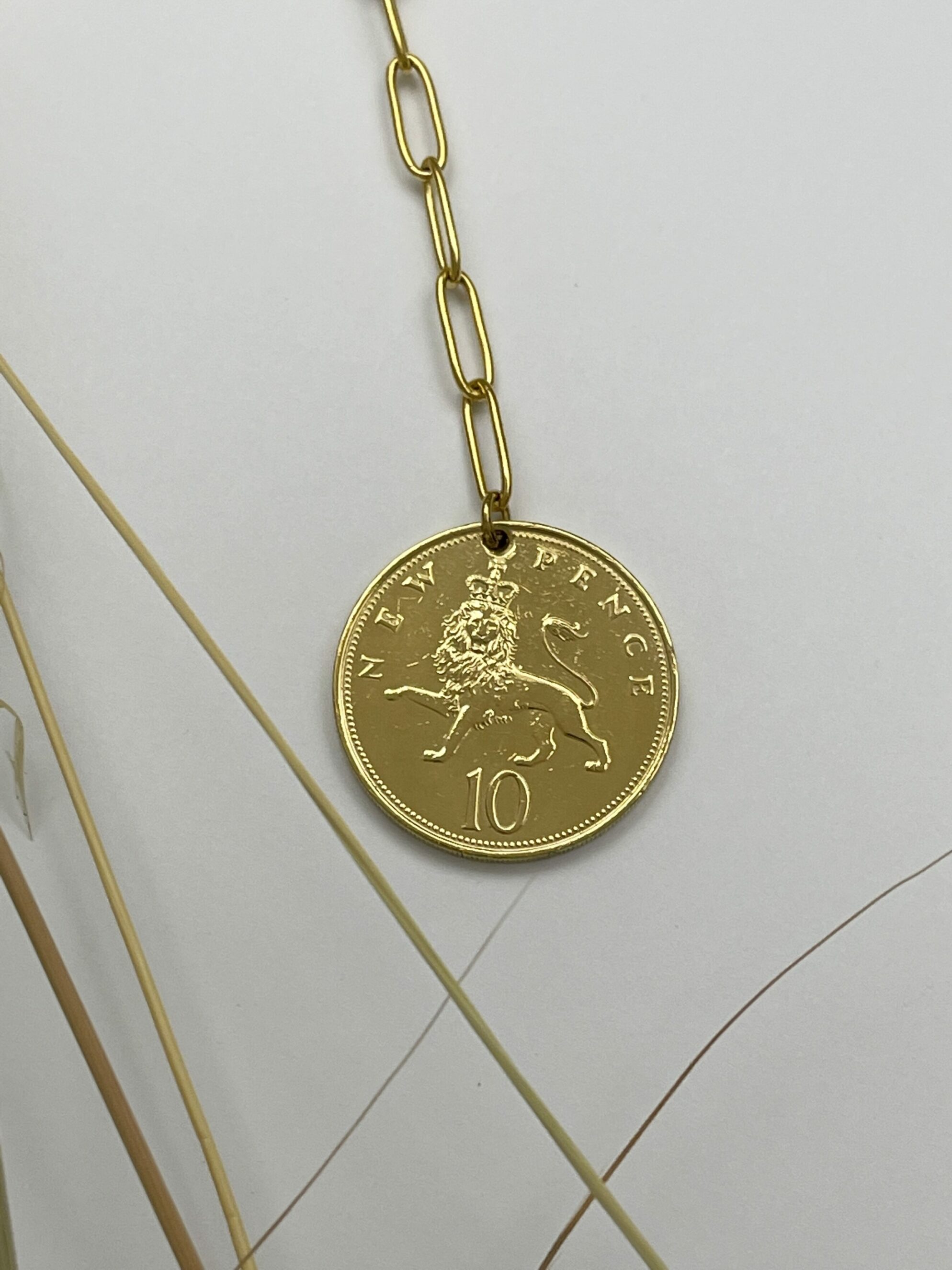 Le P’tit Franc Collier 10 Pence collier pièce anglaise chaîne 45 cm or