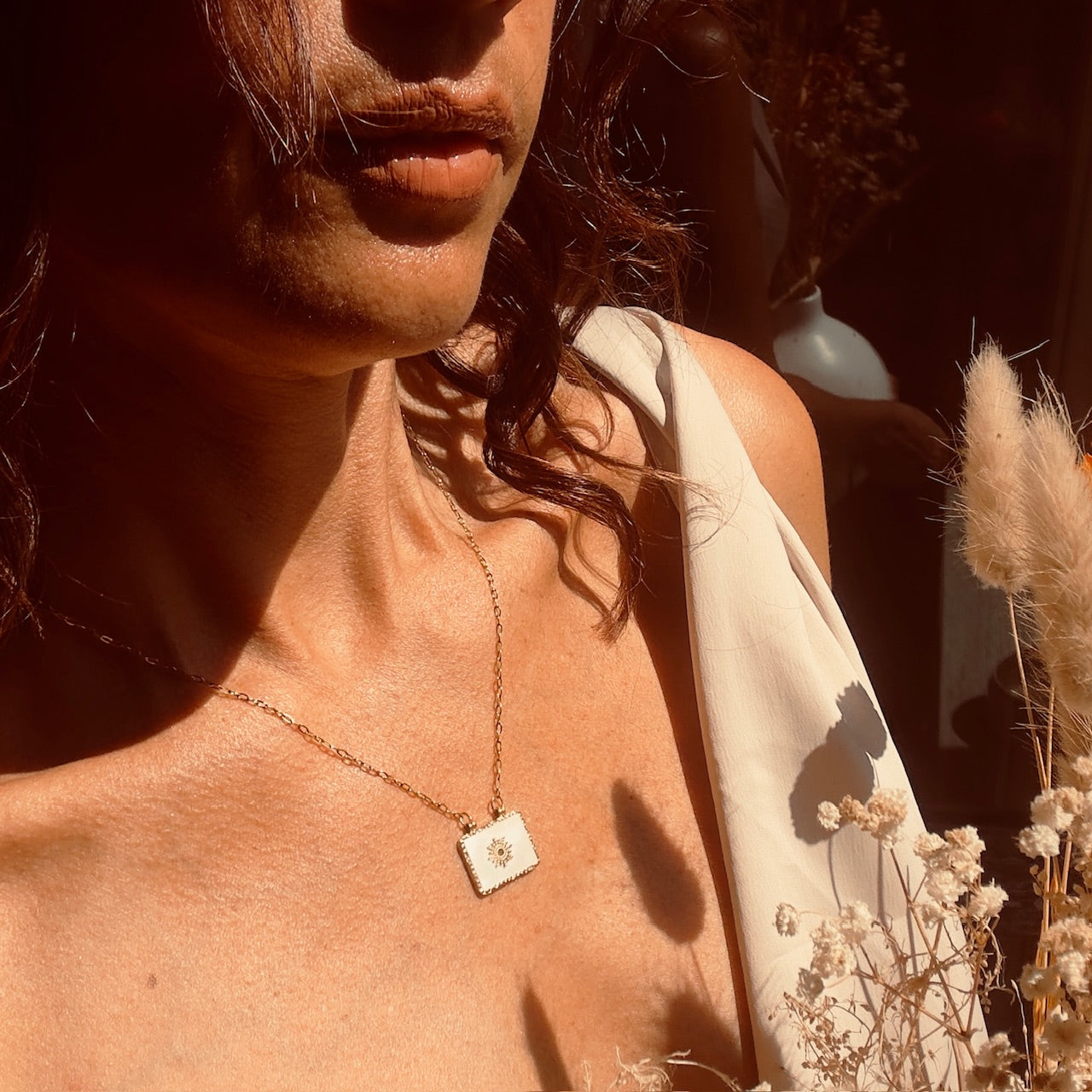 MAD SO CREATION Bianca collier doré pendentif nacre 46 cm
