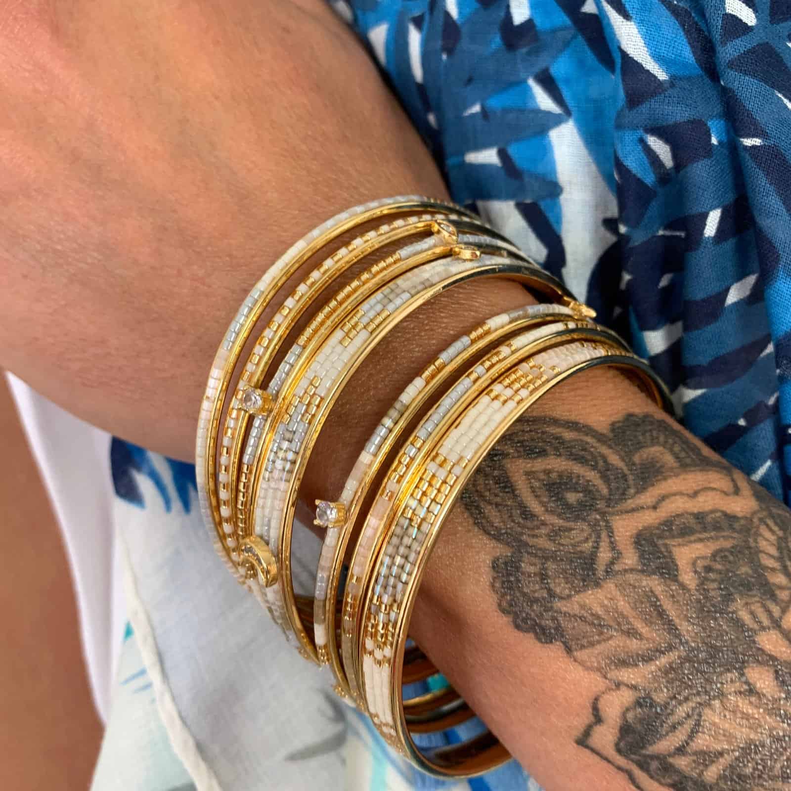 Hypnochic Symbols set 7 bracelets joncs dorés Miyuki