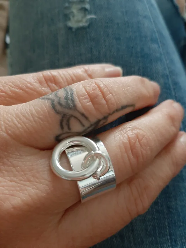 LES AILES DE GLORIA Donut Secret de Cuir bague gravure femme