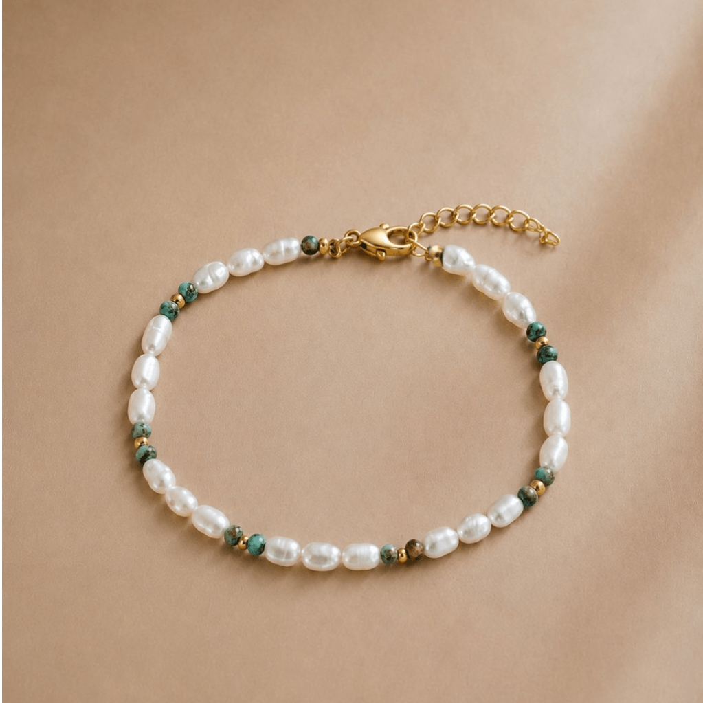 Ô PLUM Anna bracelet perles turquoise plaqué or 15-18 cm