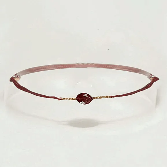 Ô PLUM Bracelet Cordon Grenat Ovale plaqué or réglable