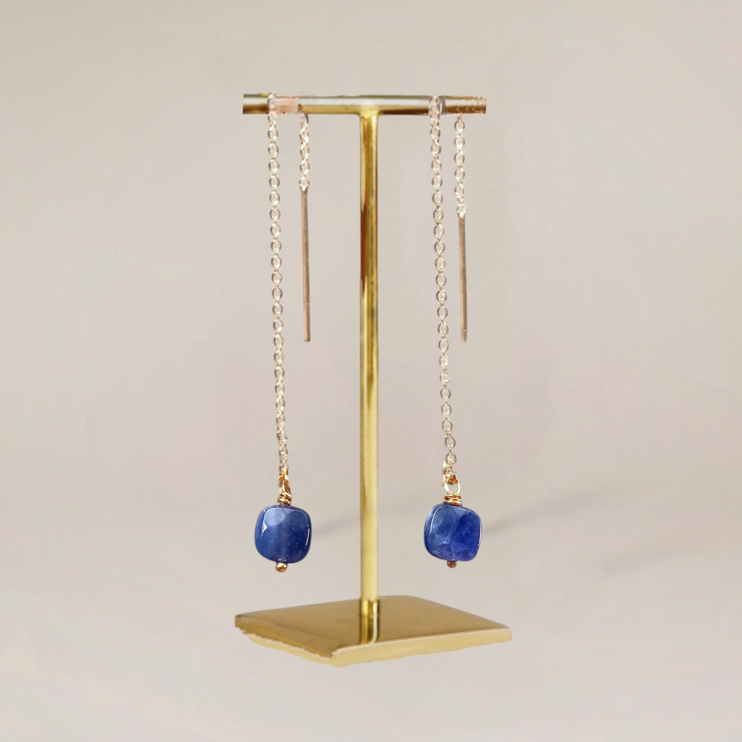 Ô PLUM MAYA boucles sodalite plaqué or 9 cm