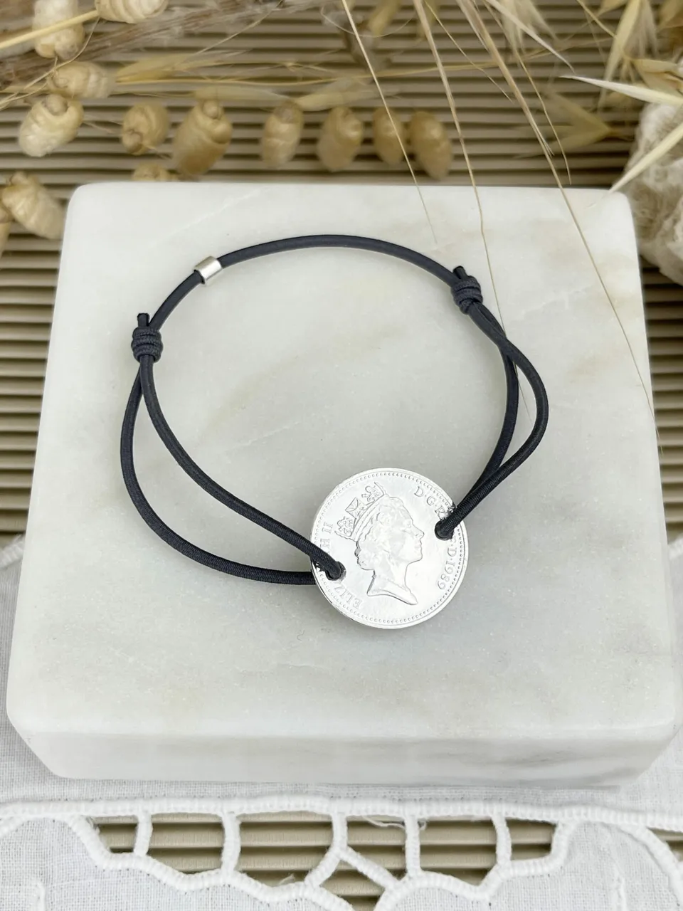 Le P’tit Franc One Penny bracelet pièce cordon élastique