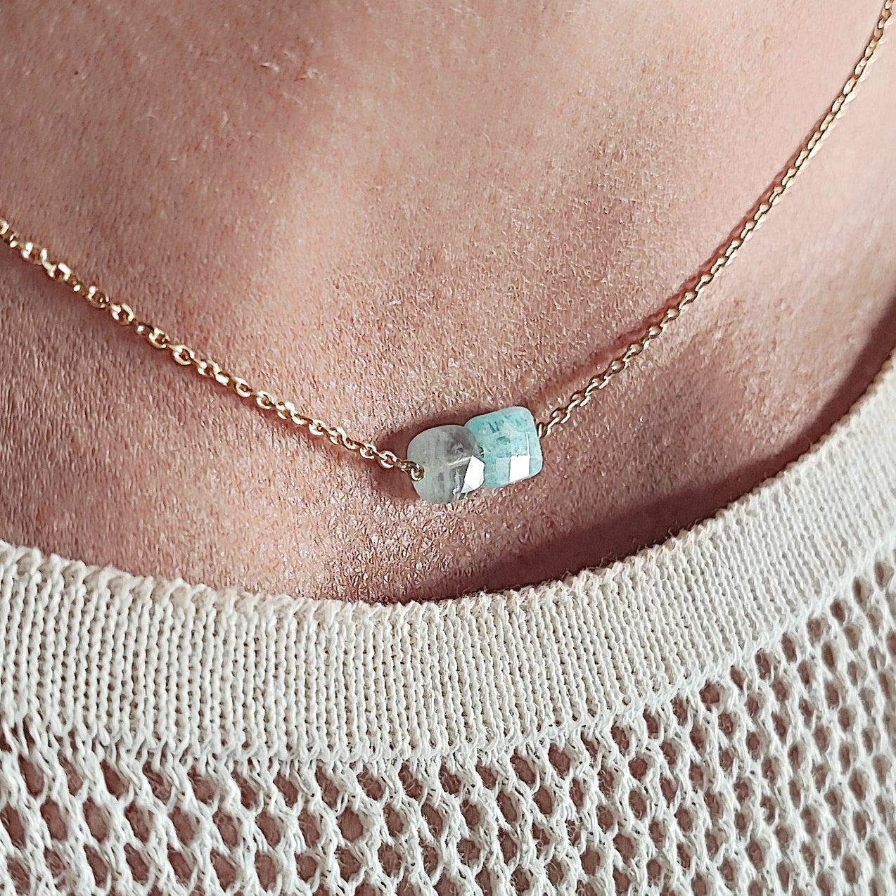 Ô PLUM Aliénor collier aigue-marine amazonite plaqué or 39/42 cm