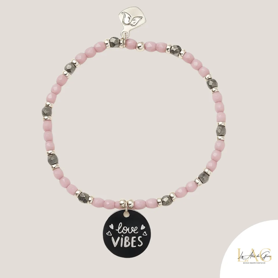 Les Ailes de Gloria Mantra bracelet Love Vibes gravé