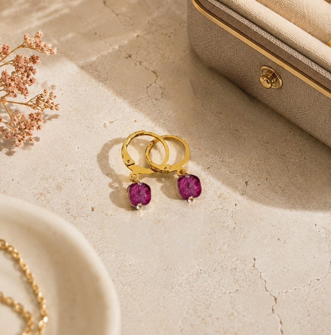 Ô Plum Charlie boucles d'oreilles rubis plaqué or créoles