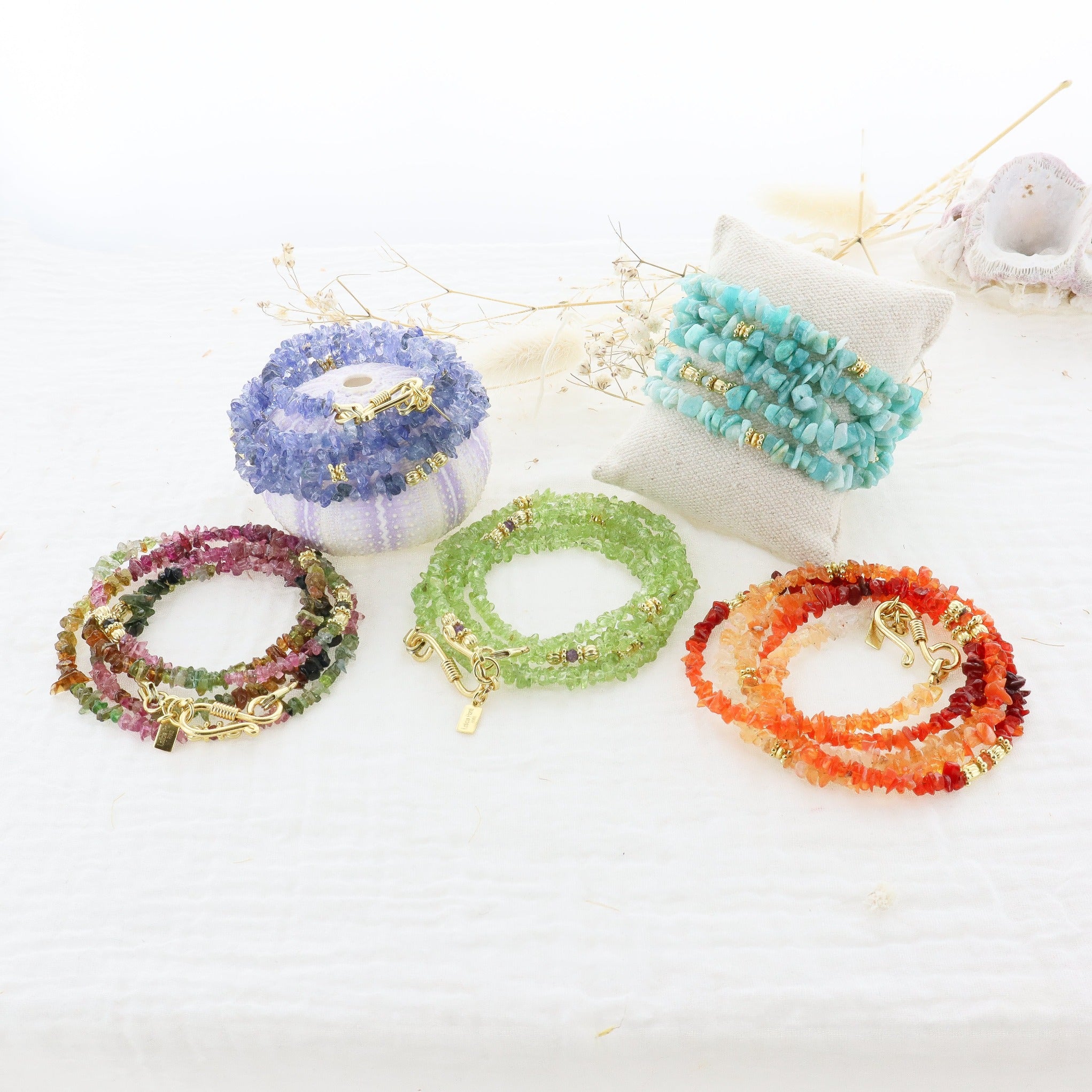 Leticia Ponti Lara 4 tours bracelet fire opale