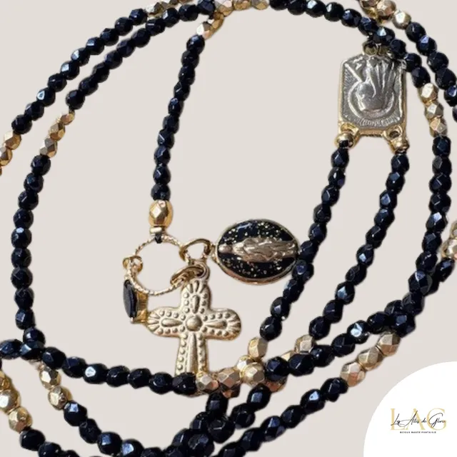 Les Ailes de Gloria Boho Black collier chapelet sautoir noir