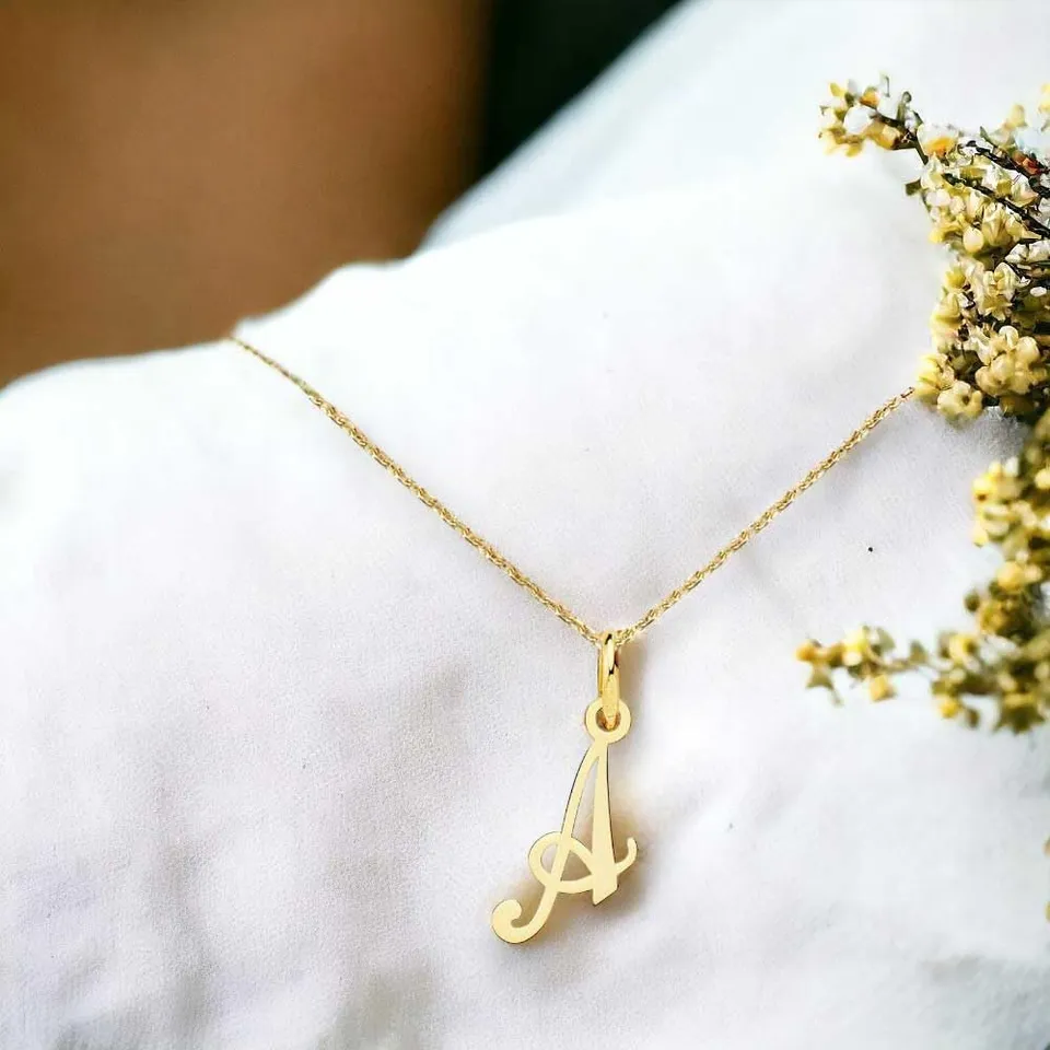 L'Atelier d'Azur collier lettre A or 750/1000 chaîne 42-45 cm