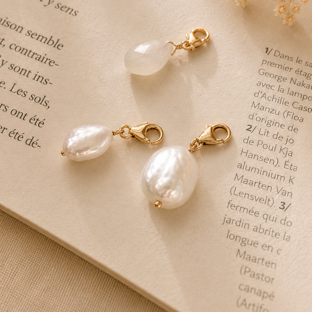 Ô PLUM Breloques Grande Perle Blanche breloque perle plaqué or