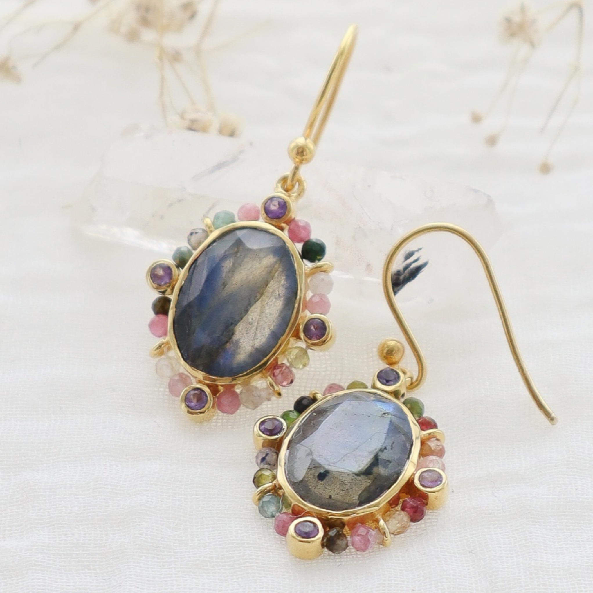 Leticia Ponti Joséphine boucles pierre labradorite plaqué or