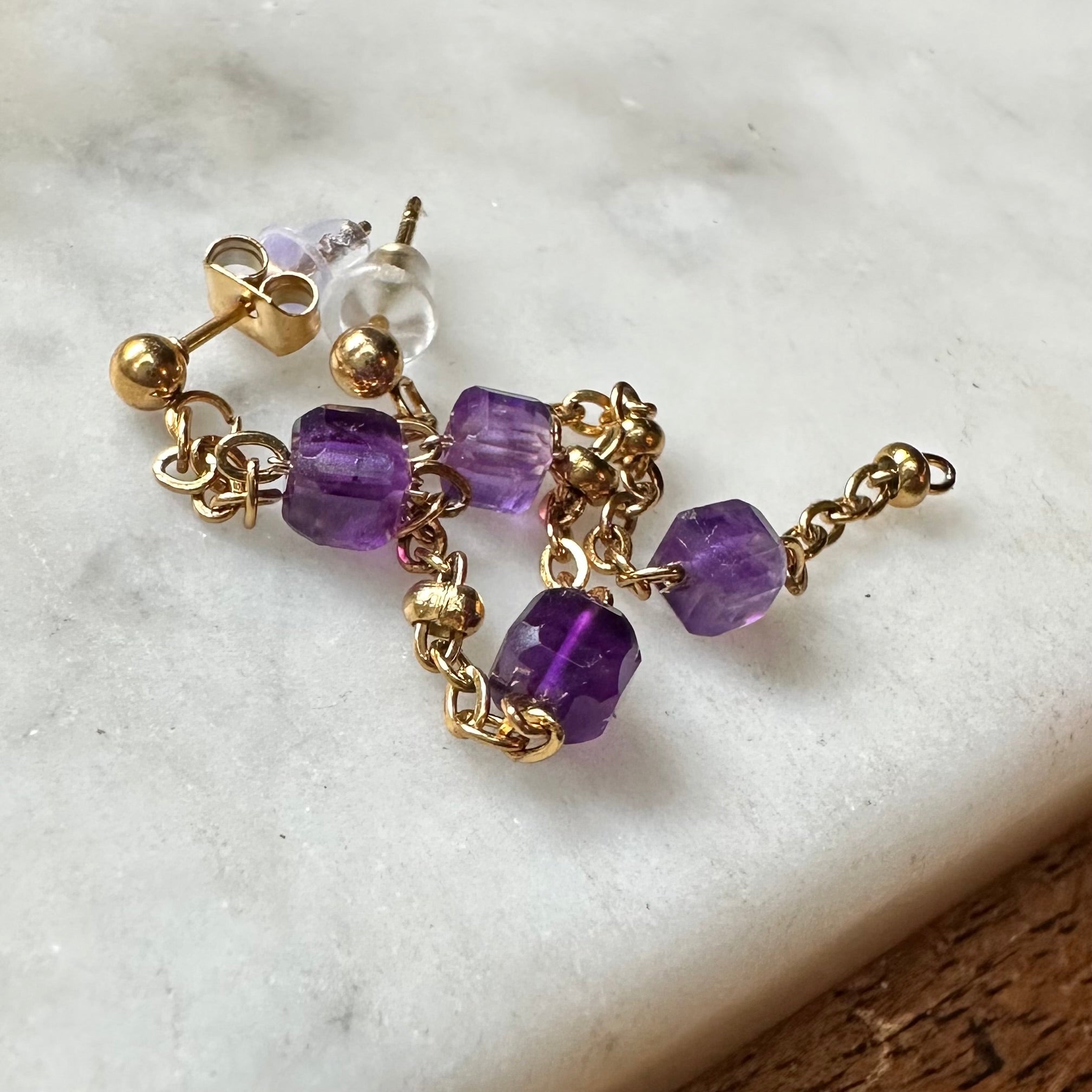 MAD SO CREATION Sigma boucles d'oreilles agate rouge pendantes