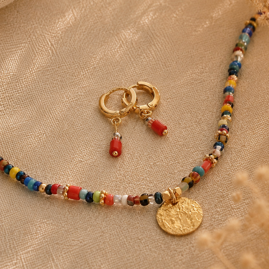 Ô PLUM Mini-créoles Lomé boucles perles Afrique plaqué or paire
