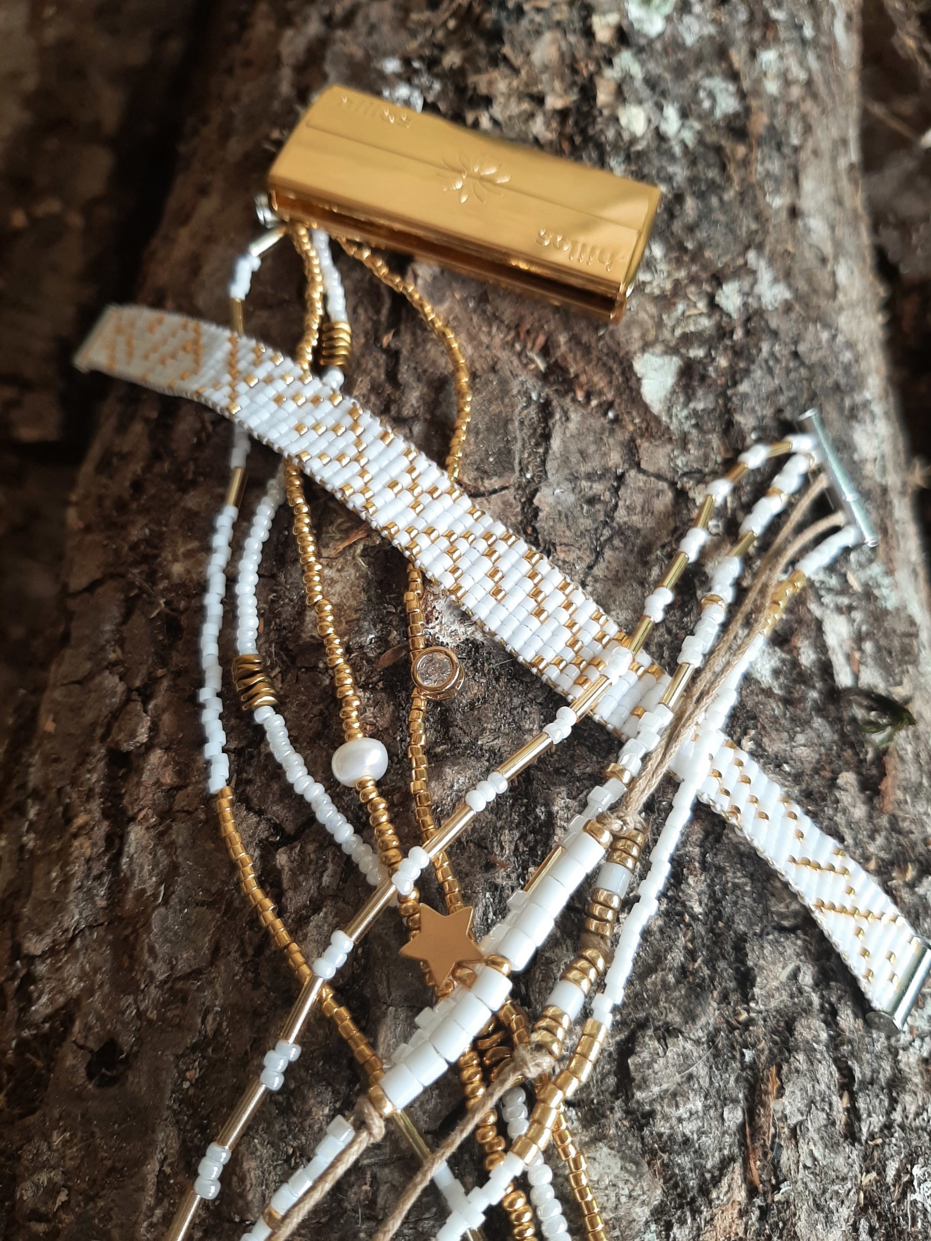 Les Ailes de Gloria Spirit Golden White bracelet manchette doré