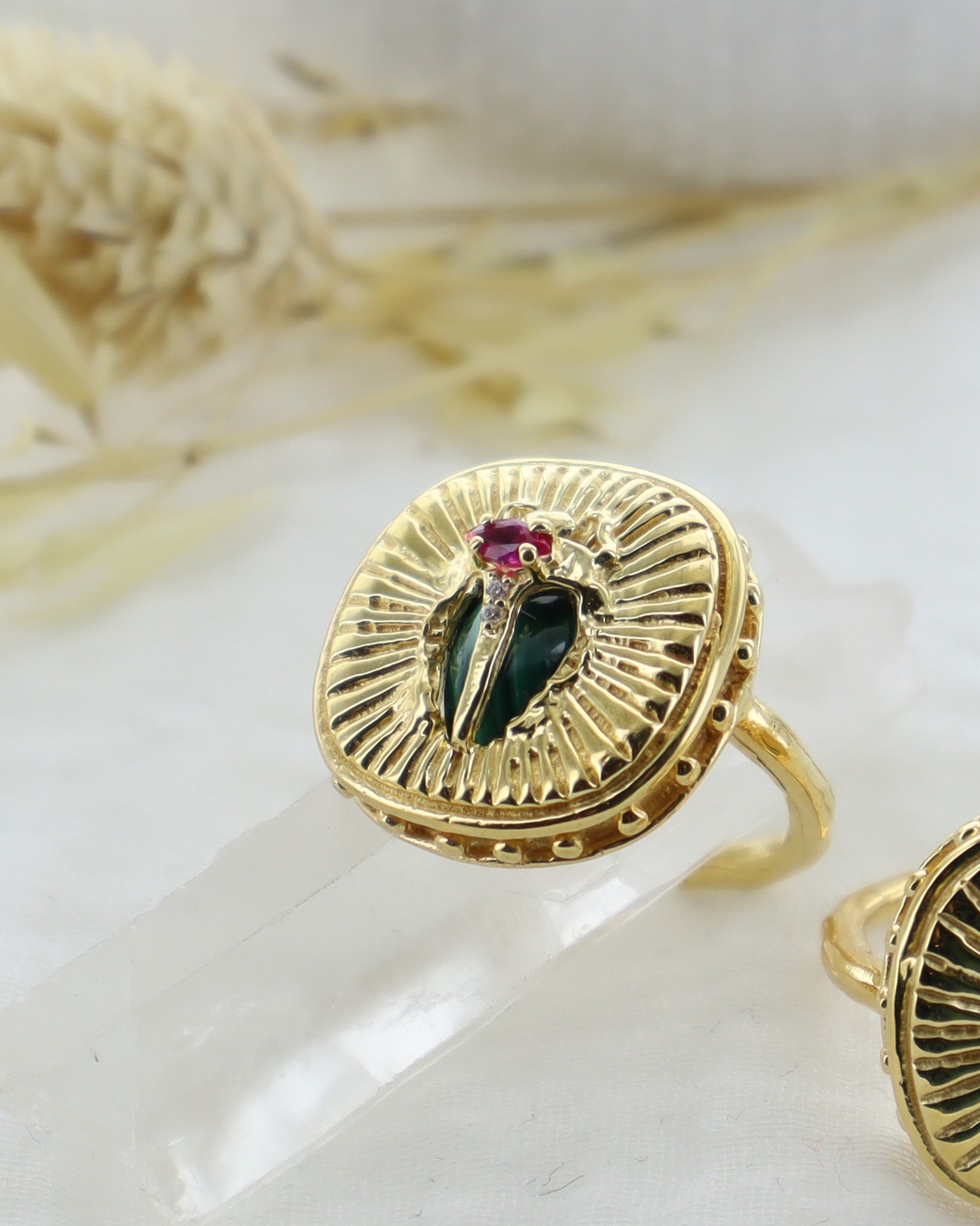 Leticia Ponti Scarabée bague malachite plaqué or ajustable