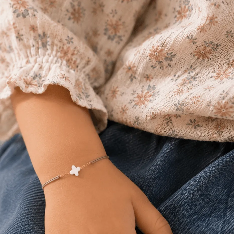 Ô PLUM Croix Nacre bracelet cordon rose plaqué or