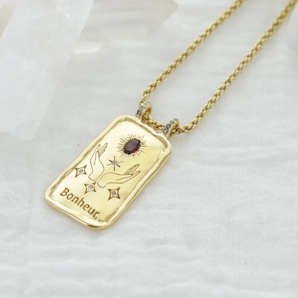 Leticia Ponti Bonheur collier 40 cm grenat plaqué or