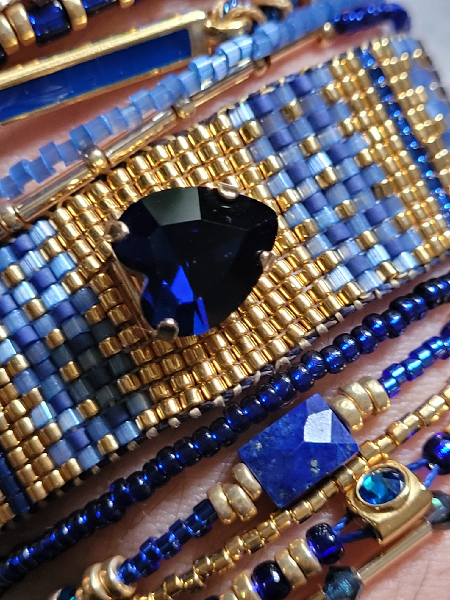 Les Ailes de Gloria Duchess Aurora bracelet manchette cérémonie