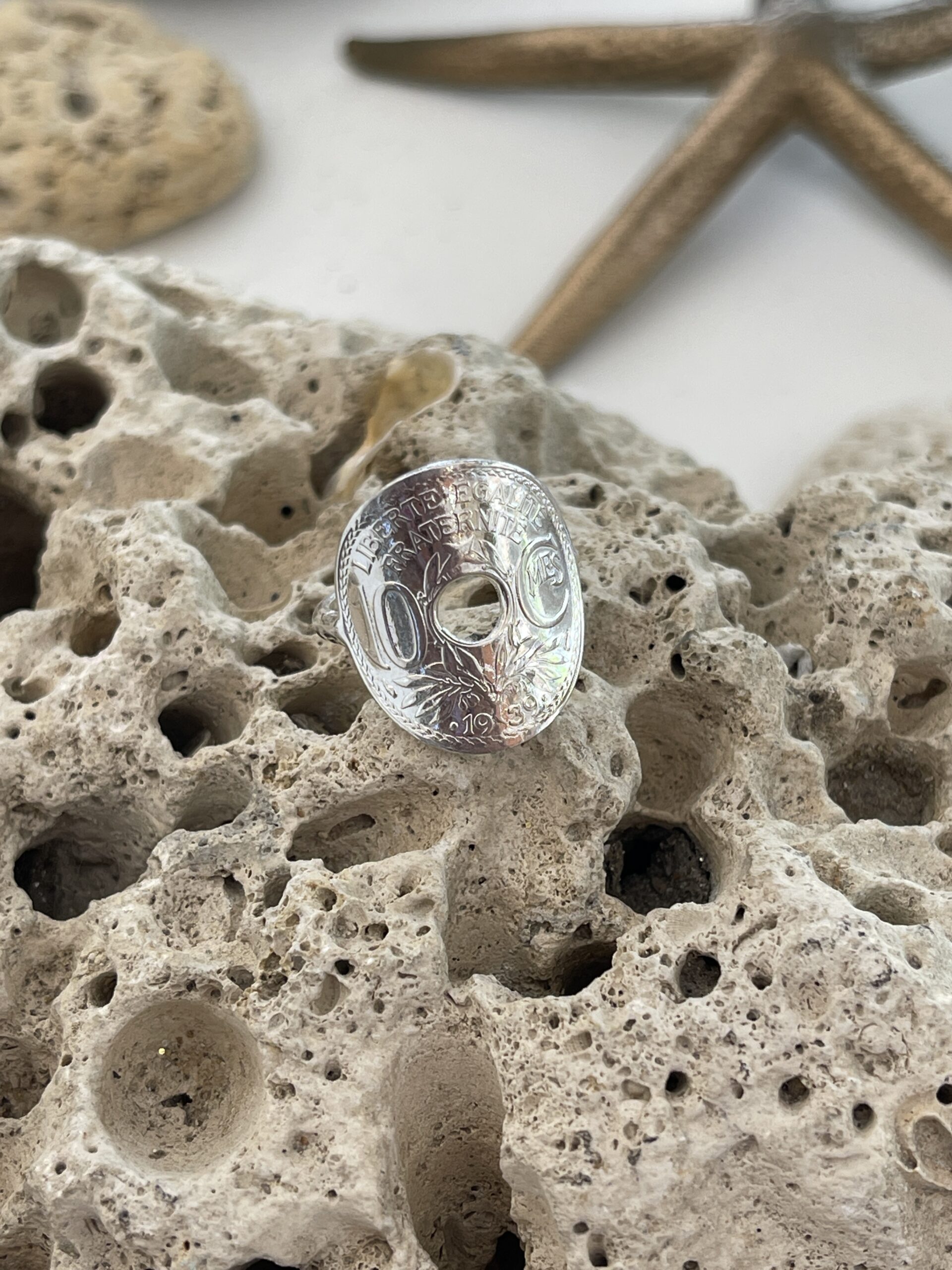 Le P’tit Franc Fraternité bague 10 sous années 30