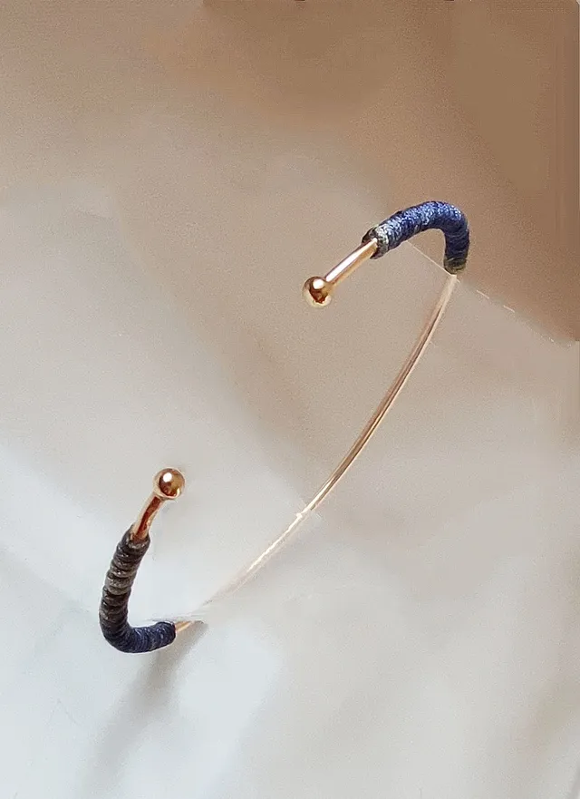 Ô PLUM Jonc Fil Laura bracelet plaqué or jade bleu