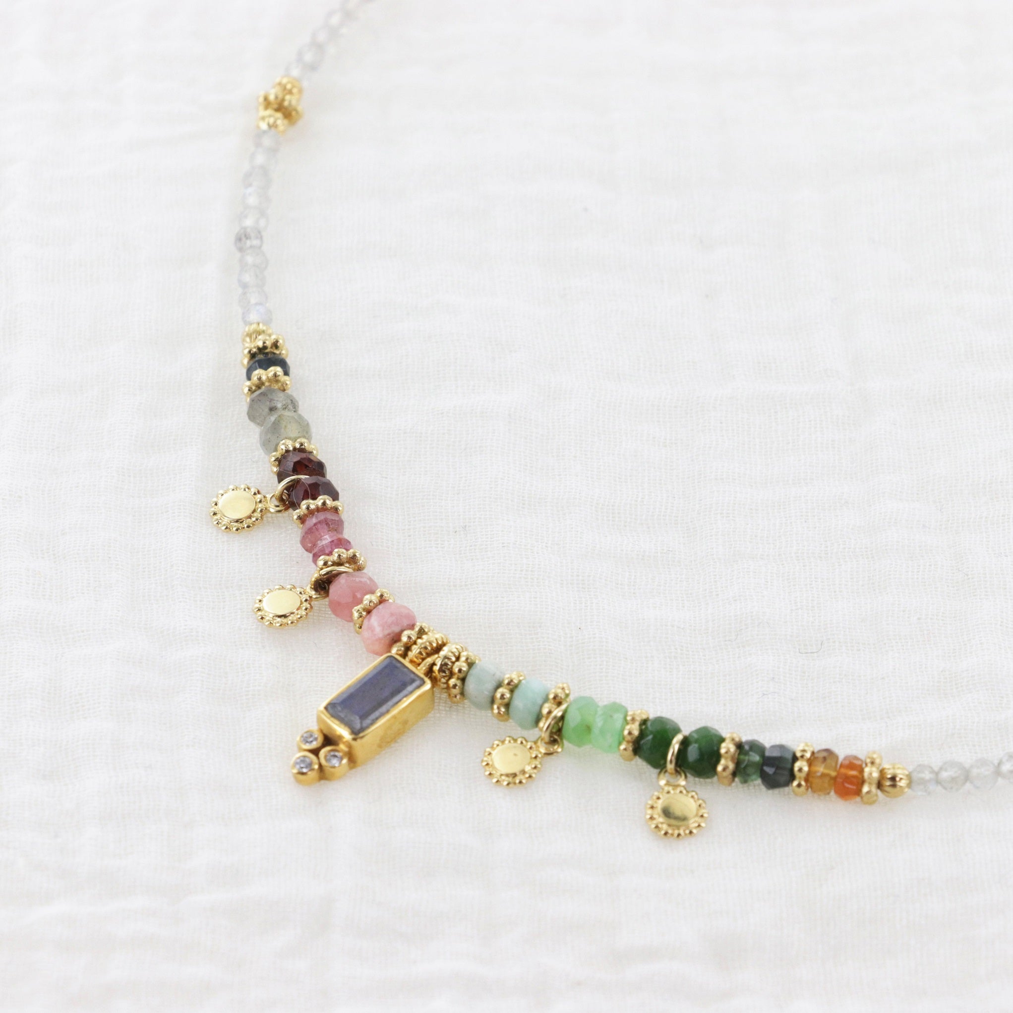 Leticia Ponti Frida Pampilles collier labradorite multi-pierres
