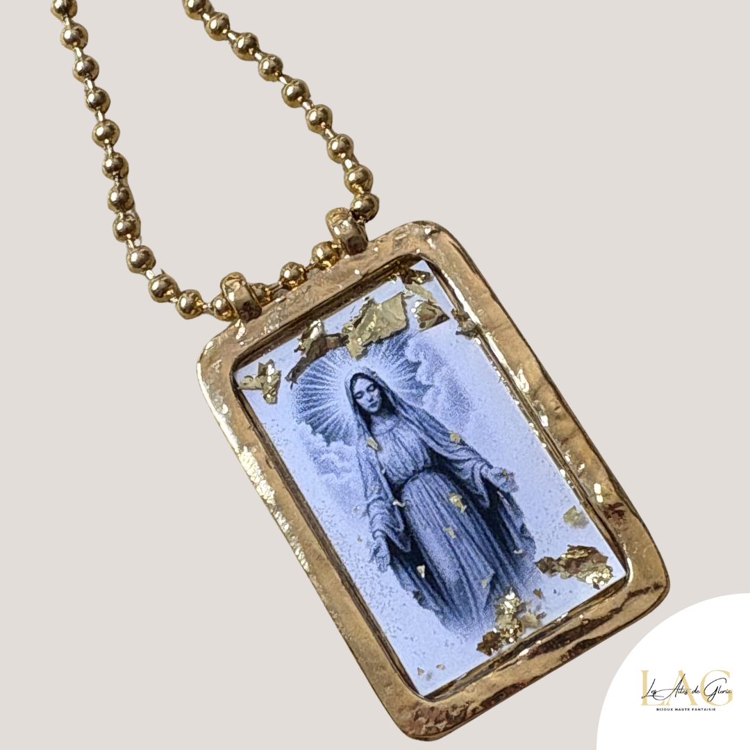 Les Ailes de Gloria Grâce sautoir scapulaire long femme