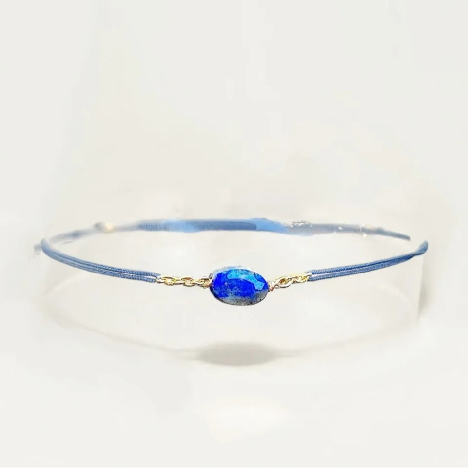 Ô PLUM Bracelet cordon lapis lazuli ovale plaqué or ajustable