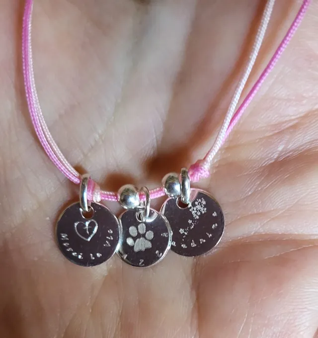 Les Ailes de Gloria Audacieuse Silver3 bracelet gravé argenté