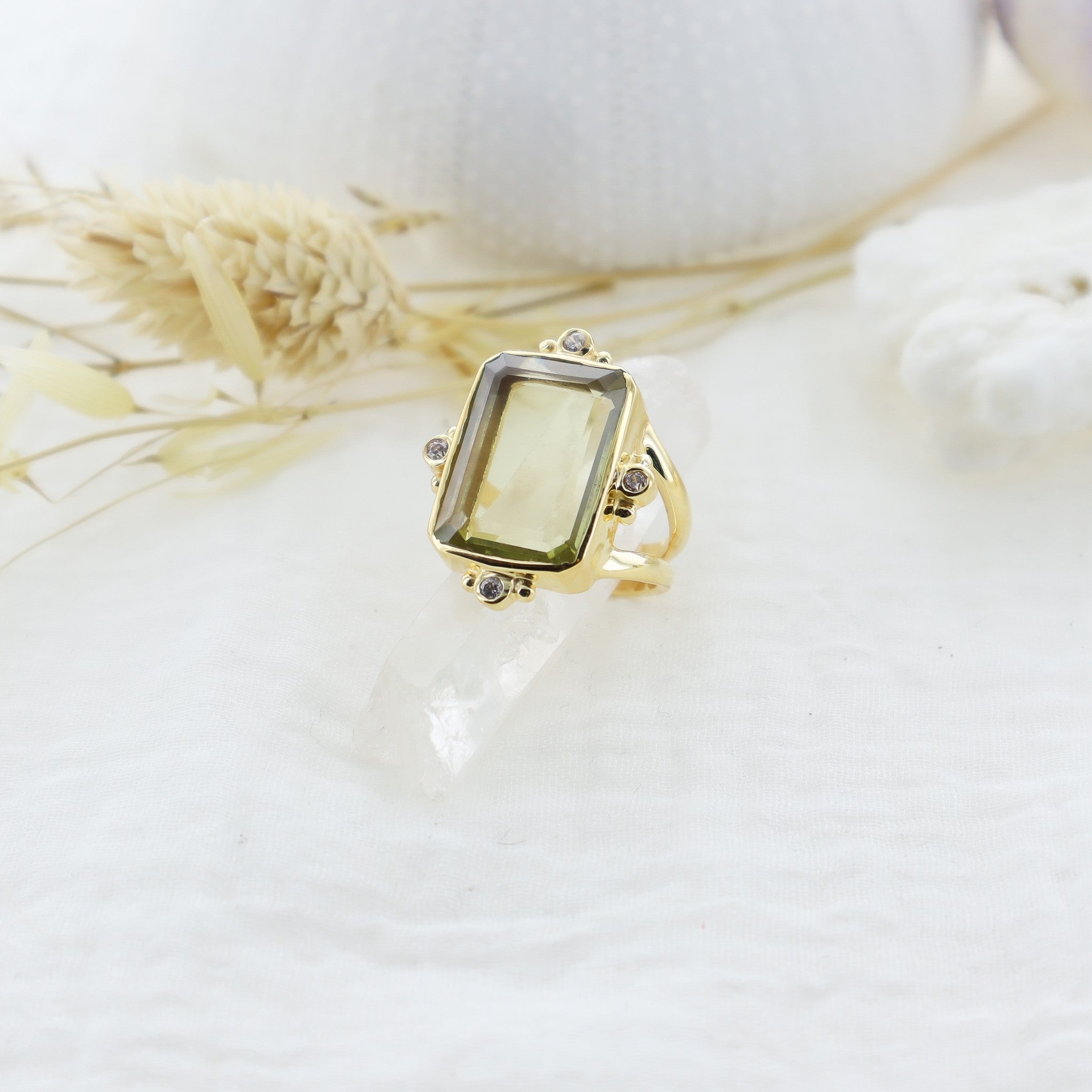Leticia Ponti Norah bague labradorite ajustable plaqué or