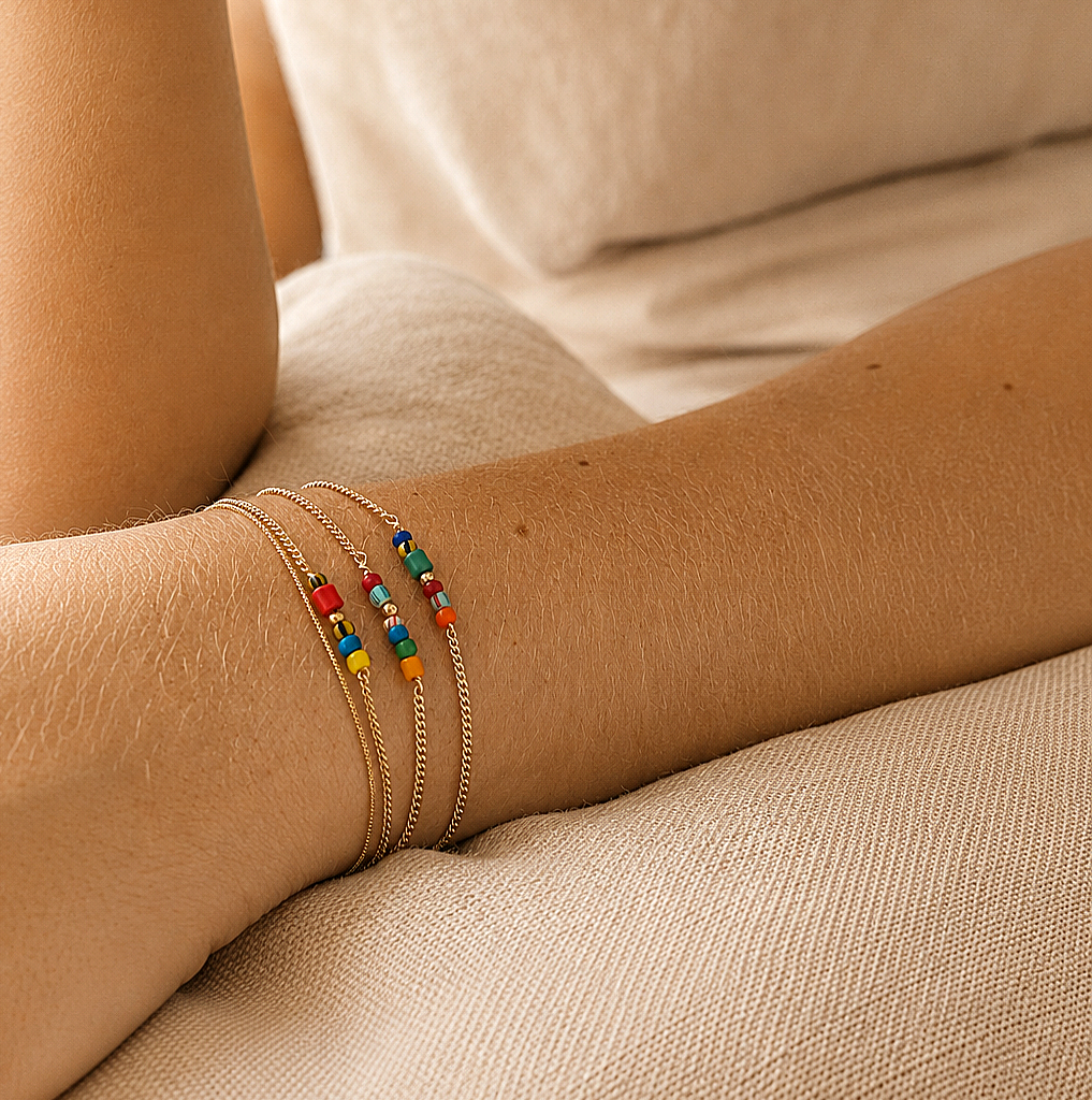 Ô Plum Lomé bracelet perles Afrique plaqué or triple