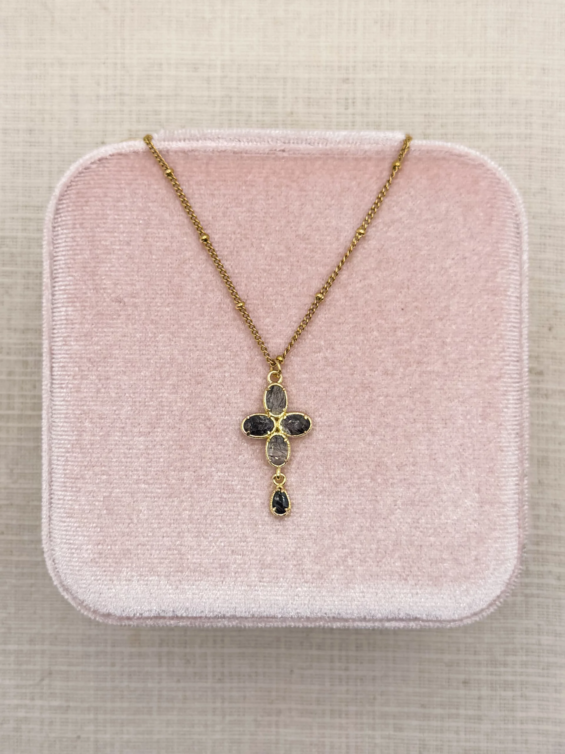 Pachanana Cruz collier acier inoxydable anti-allergène