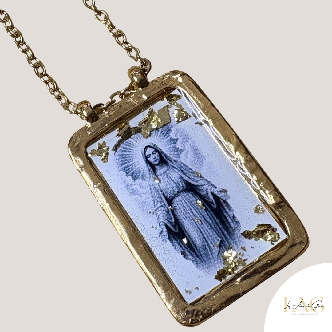 Les Ailes de Gloria Grâce sautoir scapulaire long femme