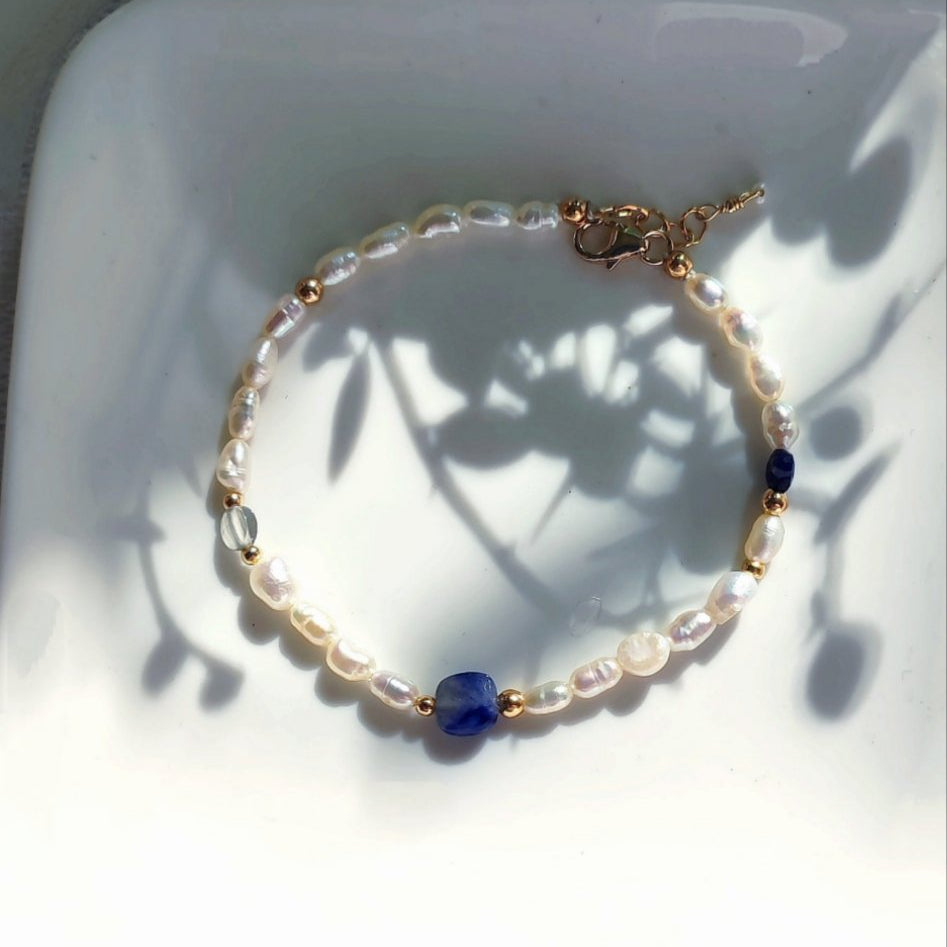 Ô PLUM Pearly bracelet perles turquoise plaqué or 17/19cm