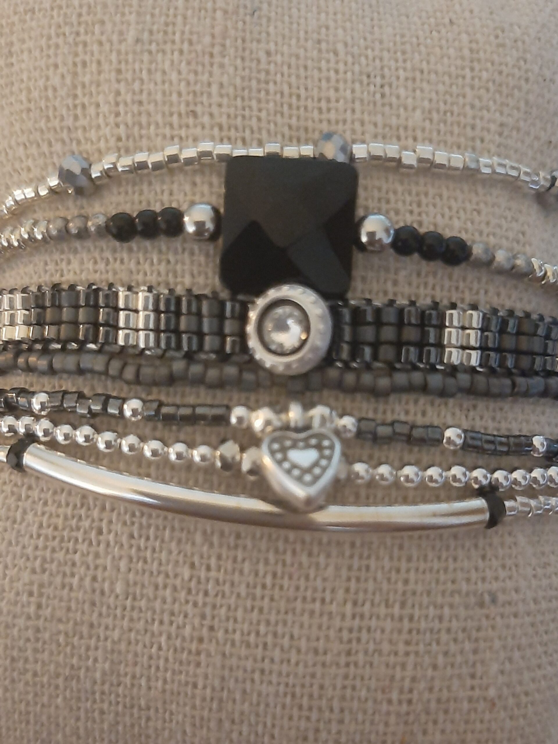 Les Ailes de Gloria Manchette Lakshmi bracelet fantaisie femme