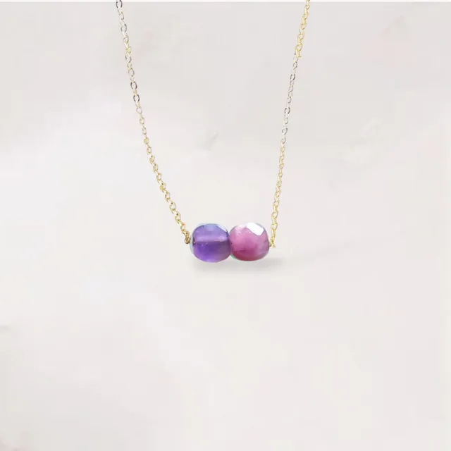 Ô PLUM ALIÉNOR collier rubis améthyste plaqué or 39/42 cm